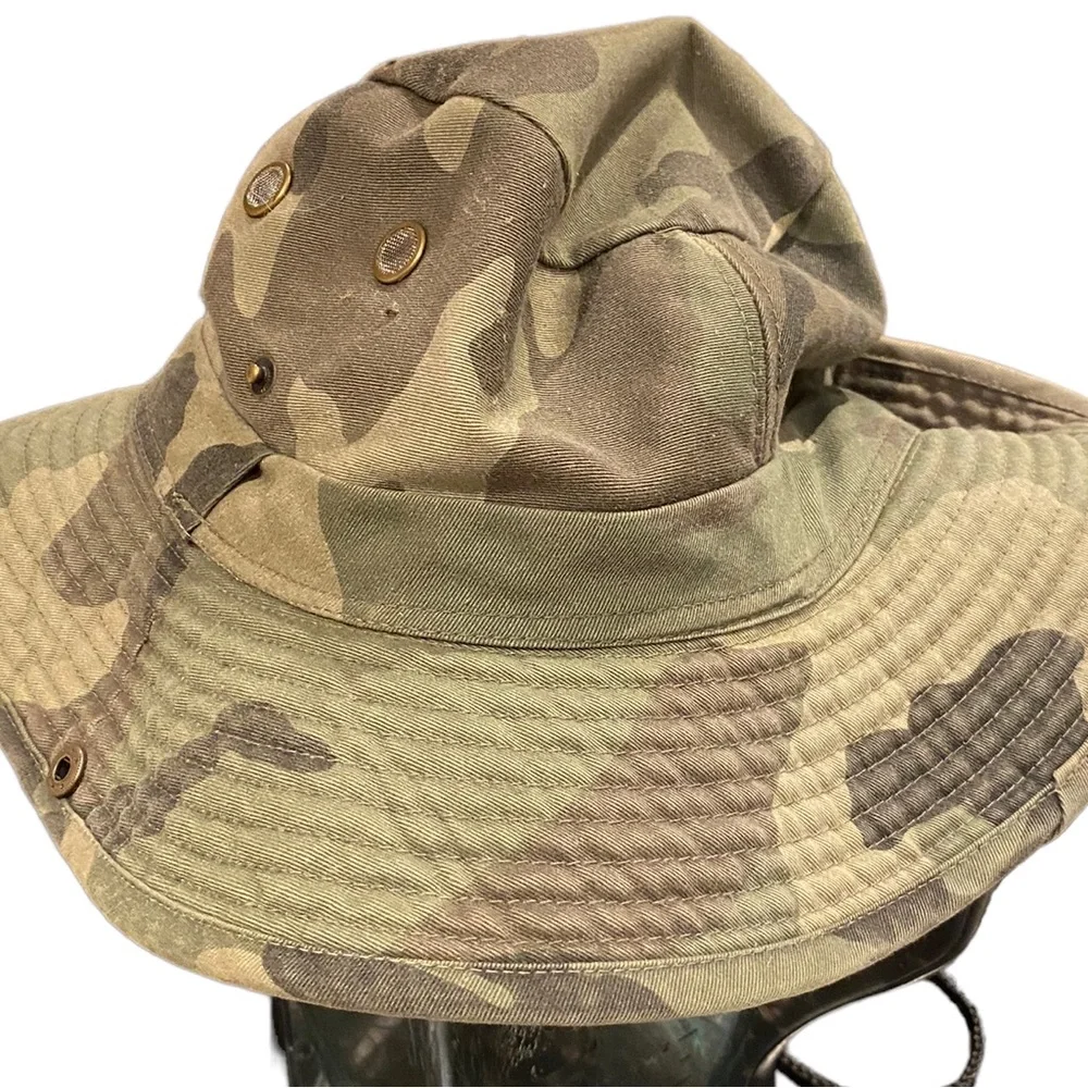 Hat camouflage snap brim small screens air vents
